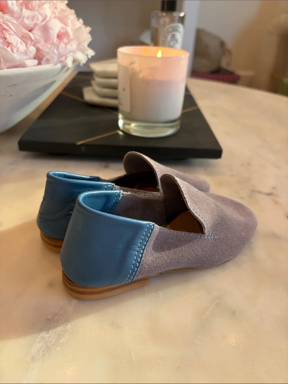ITALIAN BRAND - AUTORI CAPRESI Suede Slip-On Flats with Blue Heel Collar